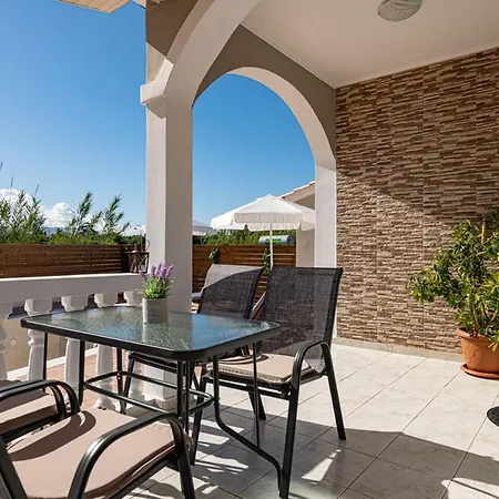 Vila Blossom Laganas